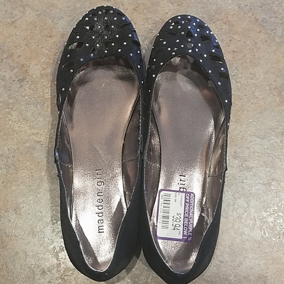 Madden Girl Shoes - NWT madden girl embellished black flats size 8